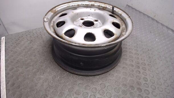 Foto: STAHLFELGE 6X14 ET45 eines VW Golf 1.6