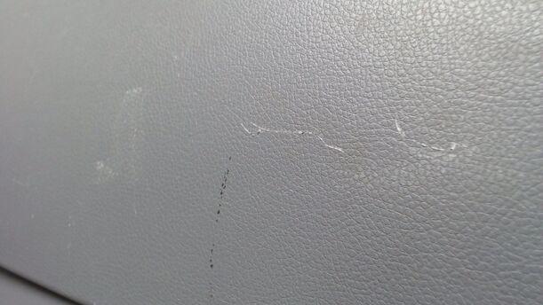 Foto: HANDSCHUHFACH eines Nissan Primera Traveller 1.8