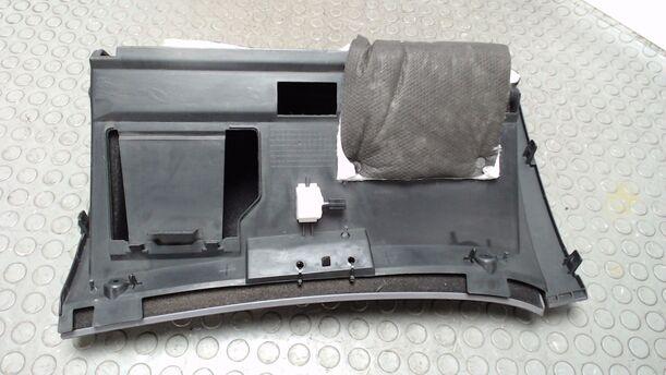 Foto: HANDSCHUHFACH eines Nissan Primera Traveller 1.8