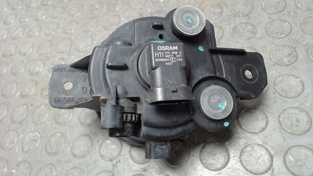 Foto: NEBELSCHEINWERFER RECHTS eines Nissan Primera Traveller 1.8