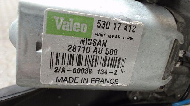 Foto: SCHEIBENWISCHERMOTOR HINTEN eines Nissan Primera Traveller 1.8