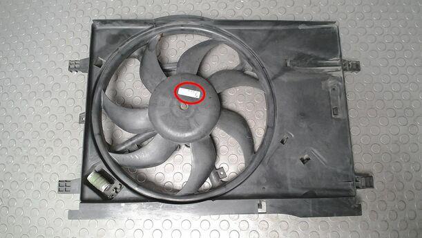 Foto: ELEKTROLÜFTER eines Opel Corsa 1.2 16V