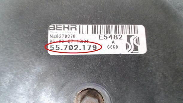 Foto: ELEKTROLÜFTER eines Opel Corsa 1.2 16V