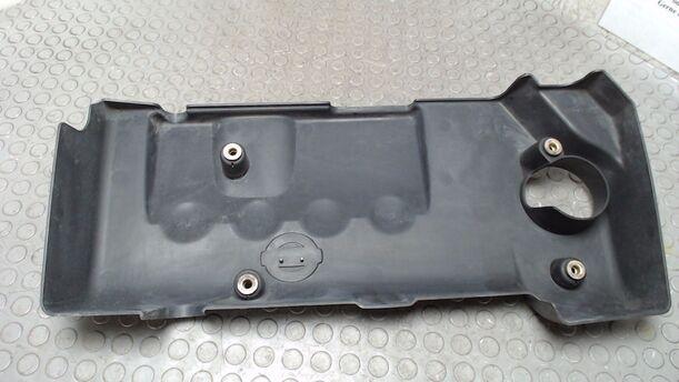 Foto: MOTORABDECKUNG / VERSCHALUNG OBEN eines Nissan Primera Traveller 1.8