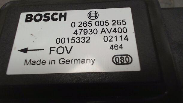Foto: QUERBESCHLEUNIGUNGSSENSOR eines Nissan Primera Traveller 1.8