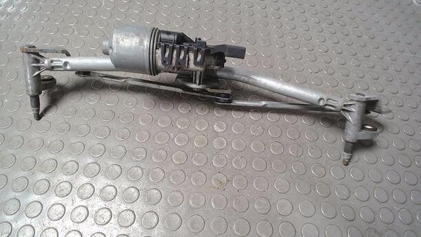 Foto: SCHEIBENWISHERMOTOR VORN eines VW Polo 1.9 TDI
