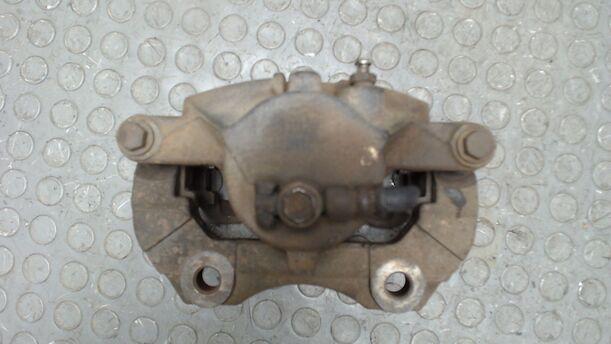 Foto: BREMSSATTEL VORN RECHTS eines Nissan Primera Traveller 1.8