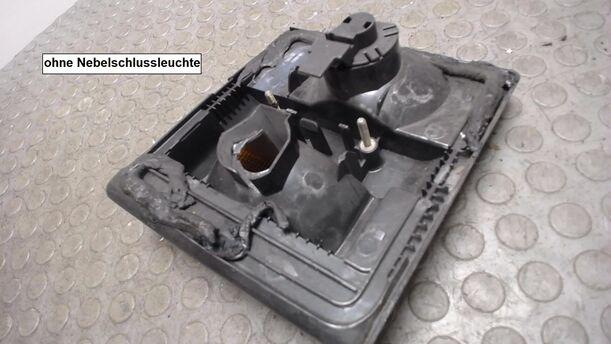 Foto: HECKLEUCHTE / RÜCKLICHT INNEN LINKS eines Audi 100