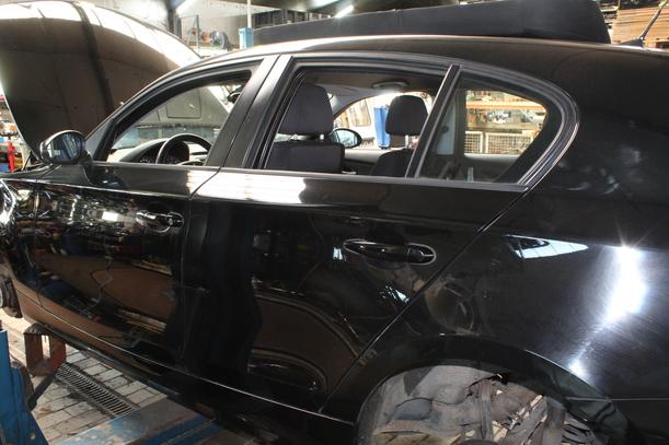 Foto: TÜR HINTEN LINKS eines BMW 116i