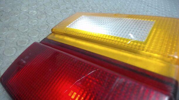 Foto: HECKLEUCHTE / RÜCKLICHT INNEN LINKS eines Audi 100