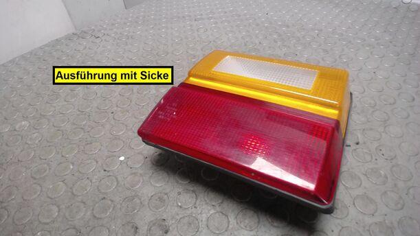 Foto: HECKLEUCHTE / RÜCKLICHT INNEN LINKS eines Audi 100