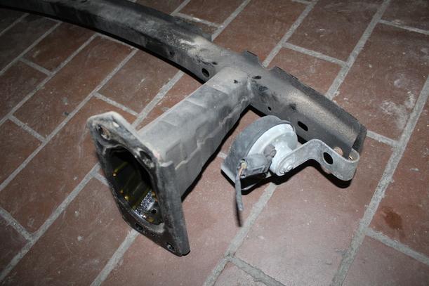 Foto: VERSTÄRKUNG HINTEN eines BMW 116i