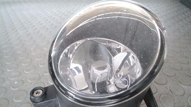 Foto: NEBELSCHEINWERFER RECHTS ( SATURNUS ) eines VW Polo 1.9 TDI