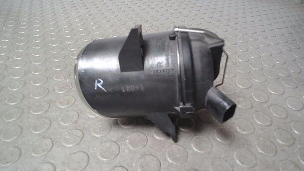 Foto: NEBELSCHEINWERFER RECHTS ( SATURNUS ) eines VW Polo 1.9 TDI