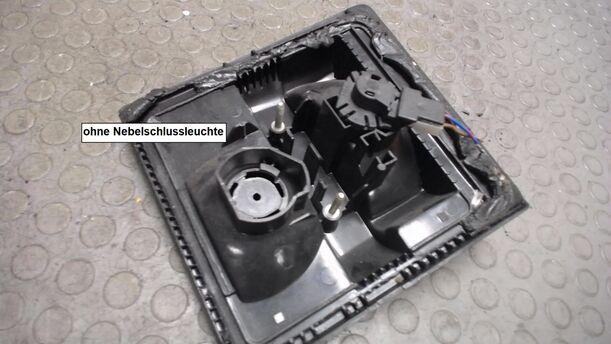 Foto: HECKLEUCHTE / RÜCKLICHT INNEN RECHTS eines Audi 100