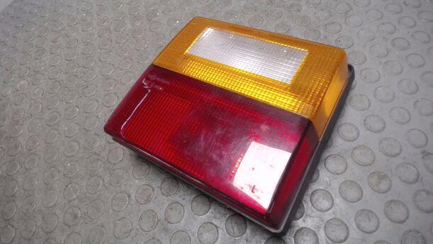 Foto: HECKLEUCHTE / RÜCKLICHT INNEN LINKS eines Audi AUDI 80 TYP 80/82