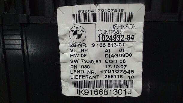 Foto: TACHOEINHEIT / KOMBIINSTRUMENT eines BMW 116i