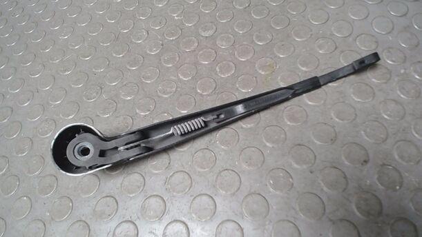 Foto: SCHEIBENWISCHERARM HINTEN eines Audi A3 1.6