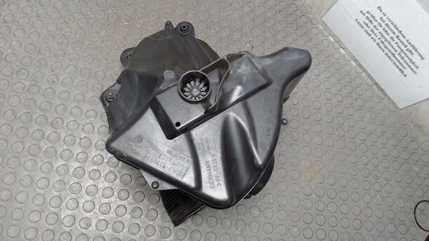 Foto: LUFTFILTERKASTEN eines BMW 116i