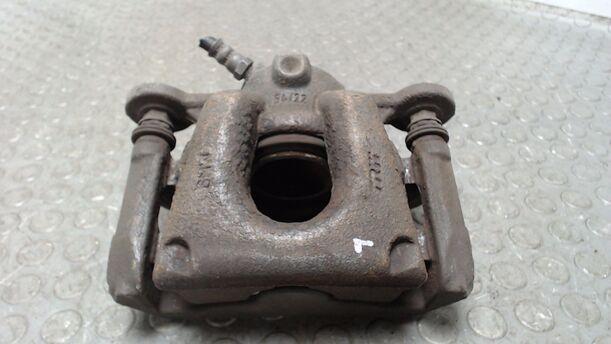 Foto: BREMSSATTEL VORN LINKS eines BMW 116i