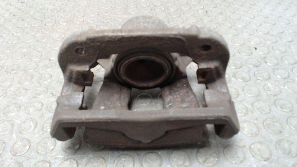 Foto: BREMSSATTEL VORN LINKS eines BMW 116i
