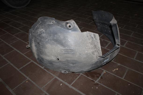 Foto: RADHAUSSCHALE / INNENKOTFLÜGEL VORN LINKS eines Opel Meriva 1.6 16V
