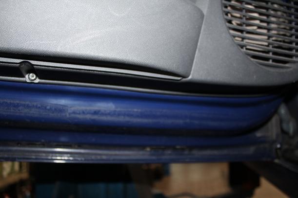 Foto: TÜR HINTEN LINKS eines Opel Meriva 1.6 16V