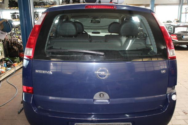 Foto: HECKKLAPPE / HECKDECKEL eines Opel Meriva 1.6 16V