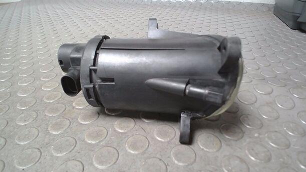Foto: NEBELSCHEINWERFER LINKS eines VW Passat Variant 1.9 TDI