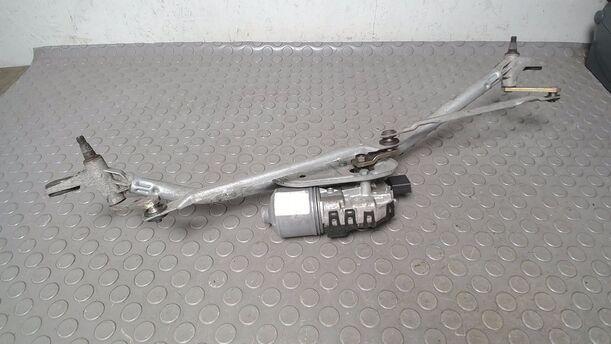 Foto: SCHEIBENWISCHERMOTOR VORN eines VW Passat Variant 1.9 TDI