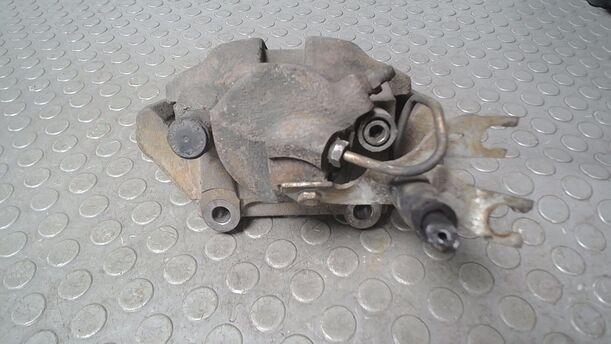 Foto: BREMSSATTEL VORN RECHTS ( ATE ) eines VW Passat Variant 1.9 TDI
