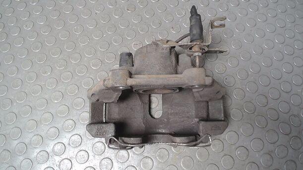Foto: BREMSSATTEL VORN RECHTS ( ATE ) eines VW Passat Variant 1.9 TDI