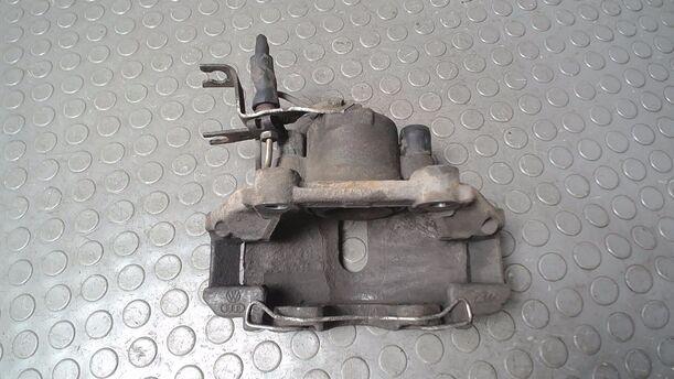 Foto: BREMSSATTEL VORN RECHTS ( ATE ) eines VW Passat Variant 1.9 TDI