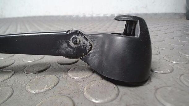 Foto: SCHEIBENWISCHERARM HINTEN eines VW Passat Variant 1.9 TDI