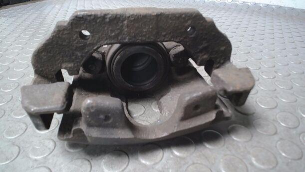 Foto: BREMSSATTEL VORN LINKS ( ATE ) eines Mazda 2 1.4 CD