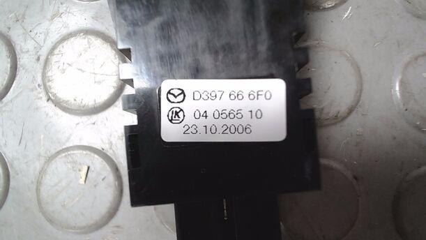 Foto: SCHALTER LEUCHTWEITENREGELUNG eines Mazda 2 1.4 CD LX