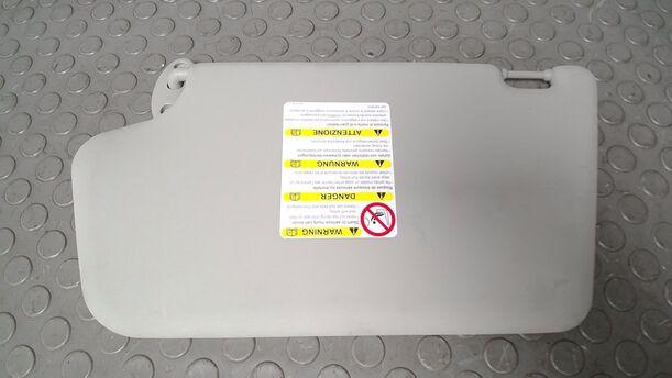 Foto: SONNENBLENDEN eines Mazda 2 1.4 CD LX