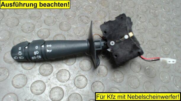 Foto: BLINKSCHALTER / KOMBISCHALTER eines Renault Kangoo 1.6 16V
