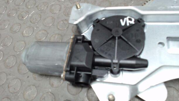 Foto: FENSTERHEBER VORN RECHTS ELEKTRISCH eines Renault Kangoo 1.6 16V
