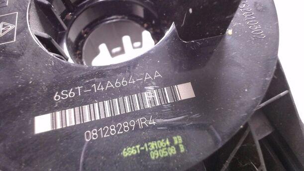 Foto: LESESPULE / WICKELFEDER eines Ford Fiesta 1.3