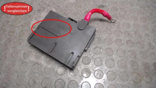Foto: SICHERUNGSKLASTEN BATTERIE eines Ford Fiesta 1.3