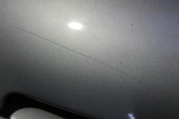Foto: MOTORHAUBE eines Peugeot 307 110