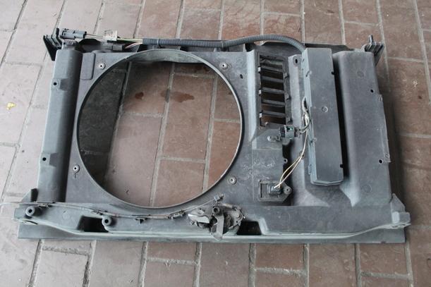 Foto: SCHLOSSTRÄGER eines Peugeot 307 110