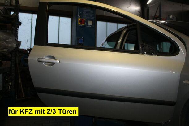 Foto: TÜR VORN RECHTS eines Peugeot 307 110
