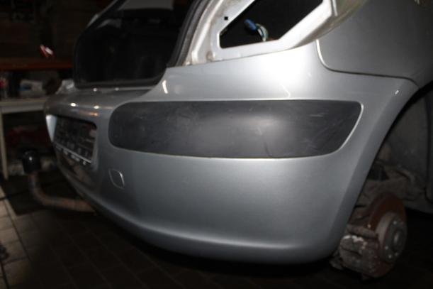 Foto: STOSSFÄNGER / STOßSTANGE HINTEN ( LIMOUSINE ) eines Peugeot 307 110