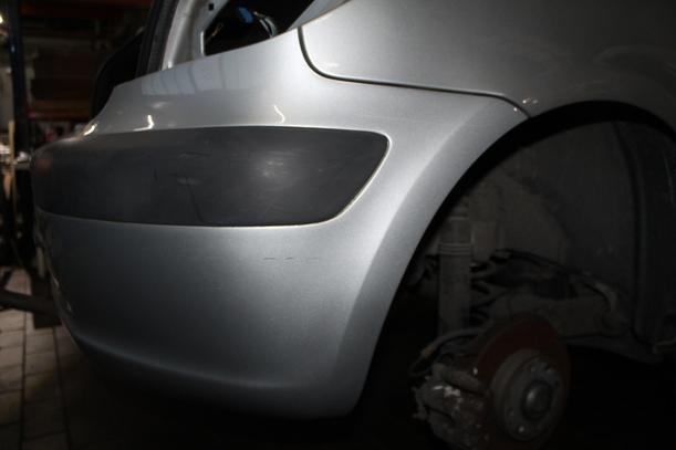Foto: STOSSFÄNGER / STOßSTANGE HINTEN ( LIMOUSINE ) eines Peugeot 307 110