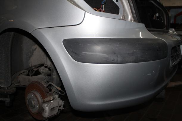 Foto: STOSSFÄNGER / STOßSTANGE HINTEN ( LIMOUSINE ) eines Peugeot 307 110