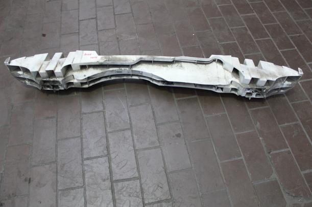 Foto: VERSTÄRKUNG HINTEN eines Renault Clio 1.2 16V