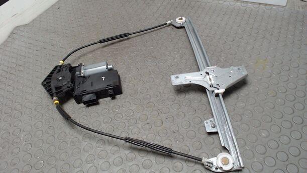 Foto: FENSTERHEBER VORN LINKS ELEKTRISCH eines Peugeot 307 110