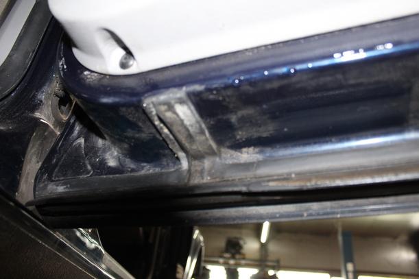 Foto: TÜR HINTEN RECHTS ( LIMOUSINE ) eines VW Golf 1.4